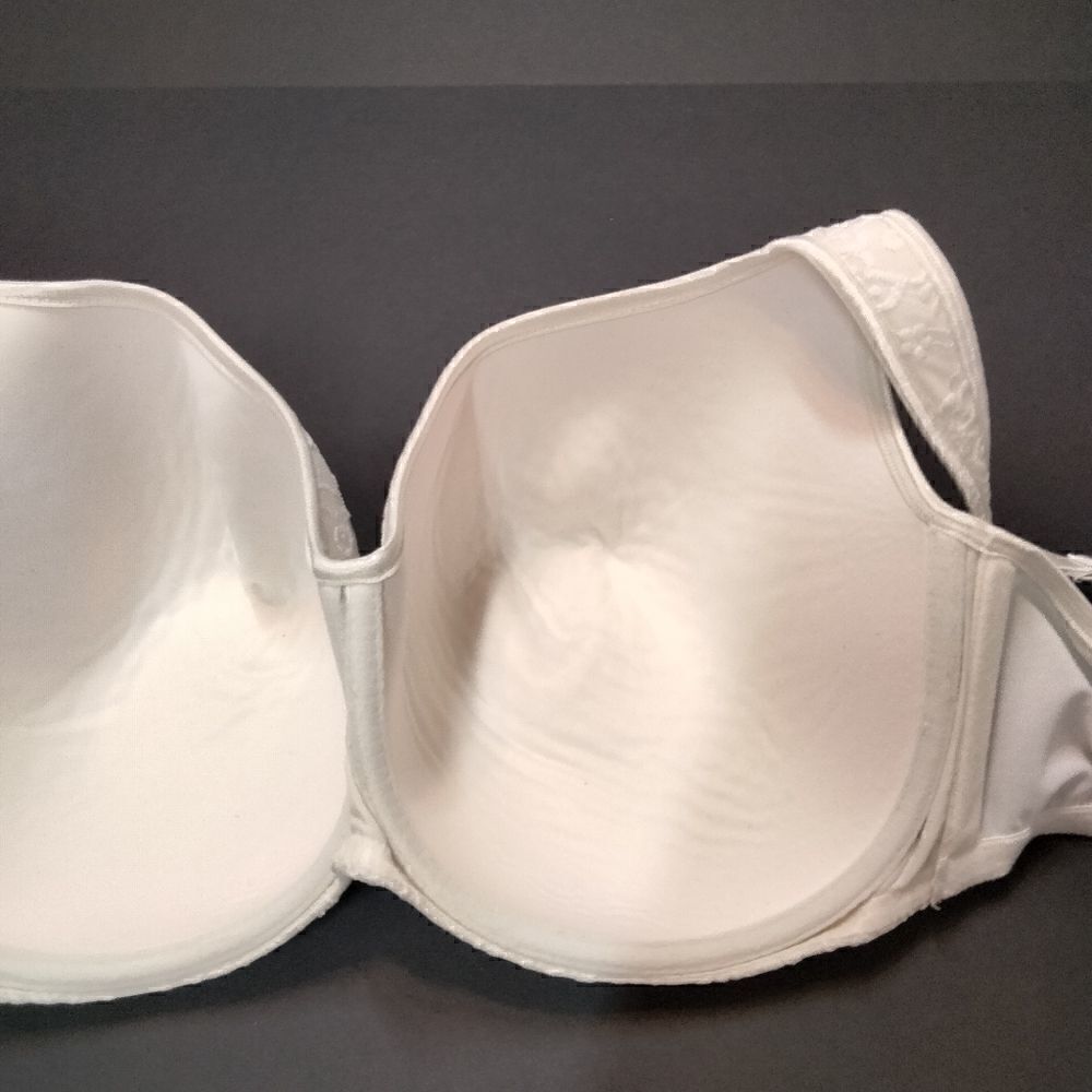 Cacique Plus Sized Bra - Picture 4 of 7